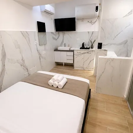 Luxury 14 Al Duomo Di Apartment